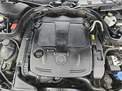 Used 2014 Mercedes-Benz C 300 4MATIC Sedan image 34