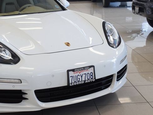 Used 2016 Porsche Panamera AWD/4WD image 5