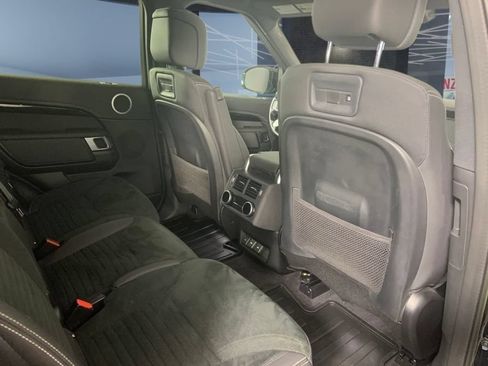 Used 2023 Land Rover Discovery S R-Dynamic AWD/4WD image 15