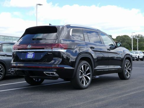 New 2026 Volkswagen Atlas SEL Premium R-Line image 3