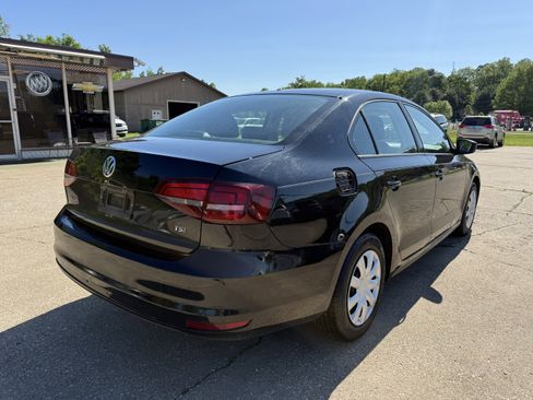 Used 2016 Volkswagen Jetta S FWD image 4