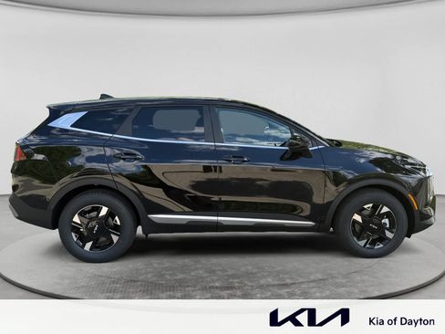 New 2026 Kia Sportage LX FWD image 4