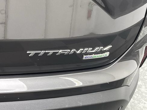 Certified 2019 Ford Edge Titanium w/ Equipment Group 301A FWD image 36