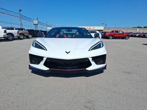Used 2021 Chevrolet Corvette Stingray Premium Conv w/ Z51 Performance Package RWD image 2