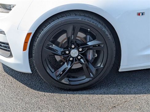 Used 2023 Chevrolet Camaro SS image 10