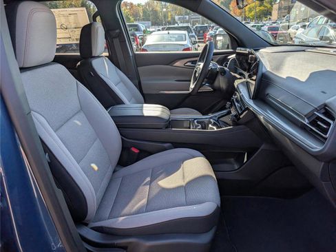 New 2026 Chevrolet Traverse LT image 7