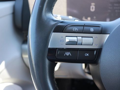 Used 2024 Hyundai Kona SEL FWD image 18