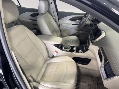 Used 2020 GMC Terrain Denali w/ Denali Premium Package image 8