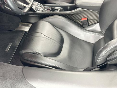 Used 2020 McLaren 600LT Spider RWD image 21