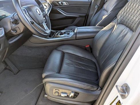 Used 2025 BMW X5 xDrive50e image 16