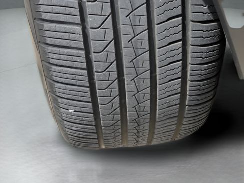 Certified 2025 Mercedes-Benz GLS 450 4MATIC image 32