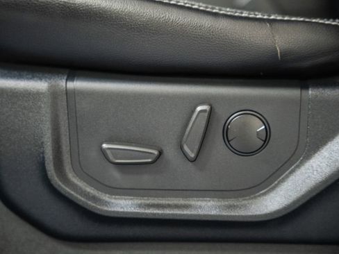 Used 2021 Ford F350 Lariat image 46