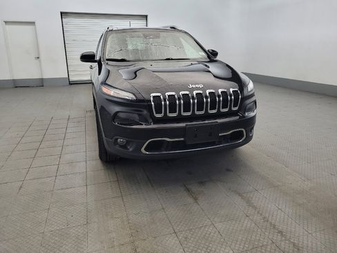 Used 2016 Jeep Cherokee Limited w/ Technology Group AWD/4WD image 14