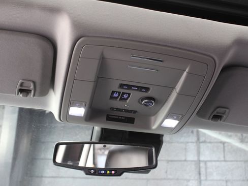 Used 2020 GMC Yukon SLT w/ Open Road Package image 25