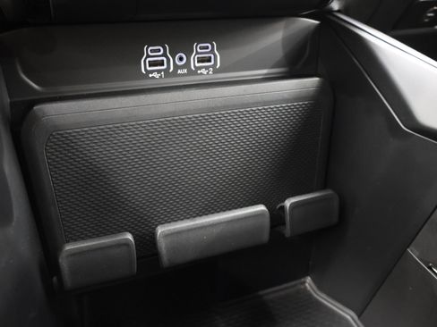 Used 2026 RAM 2500 Big Horn AWD/4WD image 44