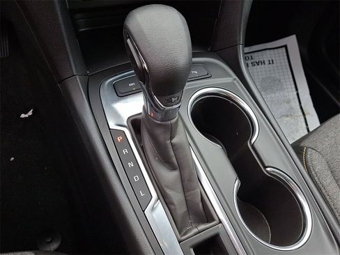 Used 2022 Chevrolet Equinox LT image 12