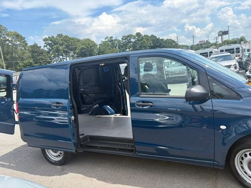 Used 2019 Mercedes-Benz Metris image 27