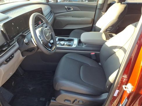 New 2026 Kia Carnival SX image 10