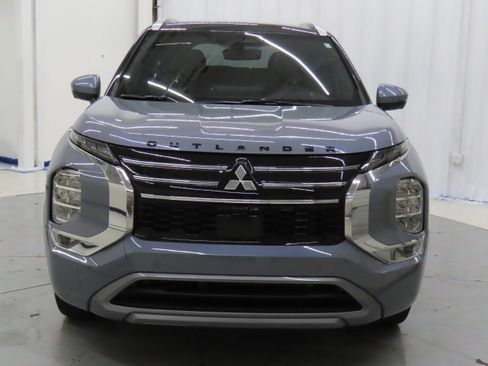 New 2025 Mitsubishi Outlander SEL image 8