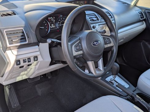 Used 2018 Subaru Forester 2.5i Premium AWD/4WD image 13