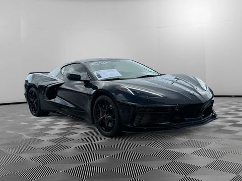 Used 2020 Chevrolet Corvette Stingray Preferred Cpe w/ 2LT Preferred Equipment Group RWD image 3