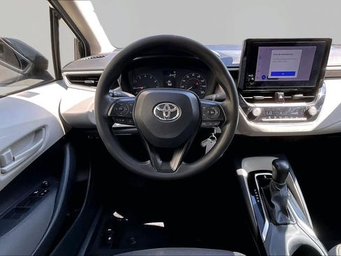 Used 2024 Toyota Corolla LE FWD image 6