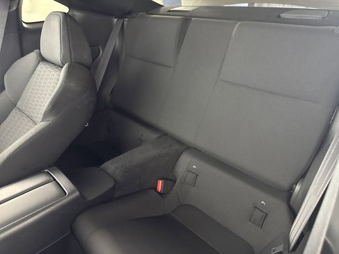 Used 2023 Toyota GR86 w/ ALL Weather Mat Package (TMS) RWD image 17