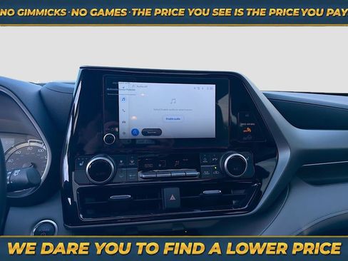 Used 2025 Toyota Highlander XLE AWD/4WD image 31