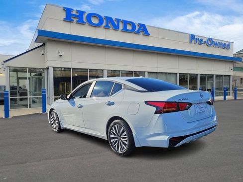 Used 2025 Nissan Altima 2.5 SV image 6