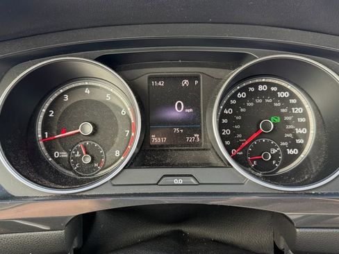Used 2018 Volkswagen Tiguan S image 7