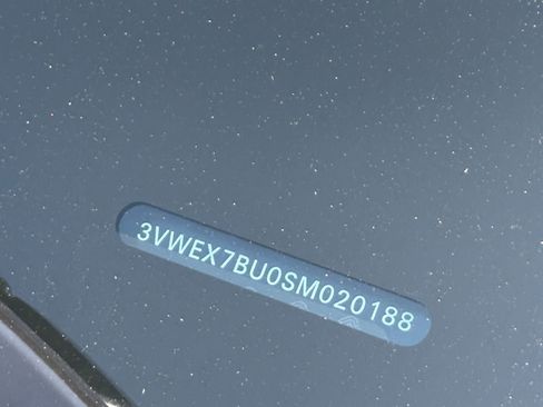 Used 2025 Volkswagen Jetta SE image 29