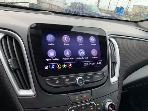 Used 2024 Chevrolet Malibu LT image 22