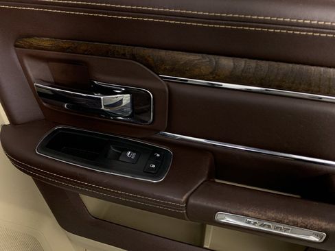 Used 2017 RAM 1500 Laramie Longhorn image 38