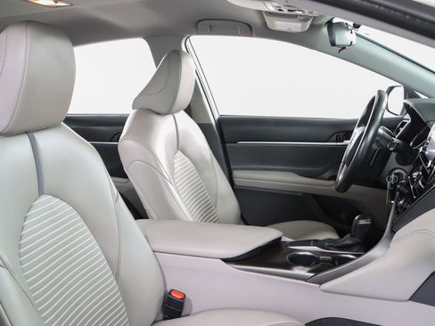 Used 2023 Toyota Camry SE FWD image 26