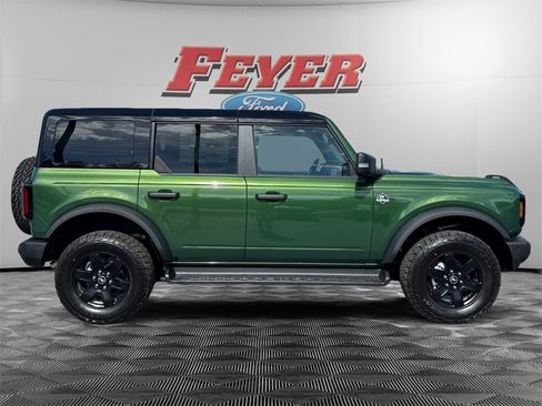 New 2025 Ford Bronco Outer Banks image 8