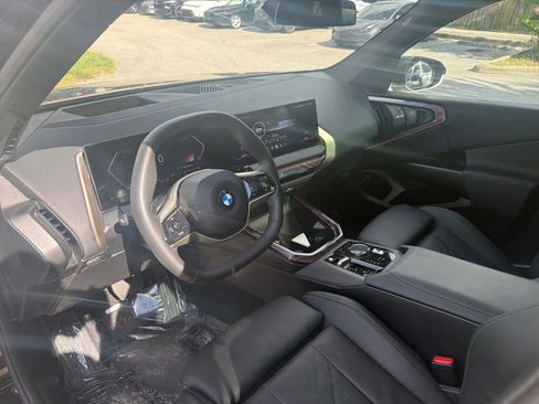 Used 2025 BMW X3 xDrive30i AWD/4WD image 11