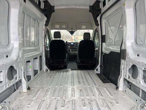 Certified 2023 Ford Transit 250 148 High Roof image 17