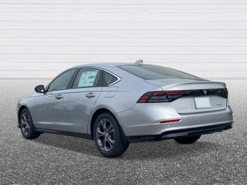 New 2026 Honda Accord EX-L image 2