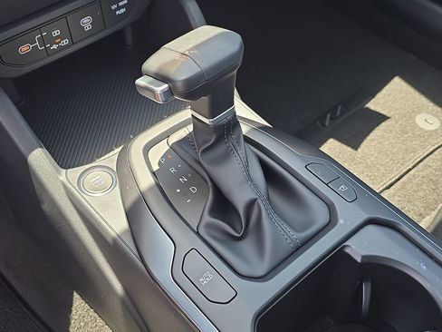 New 2026 Kia K4 FWD image 26