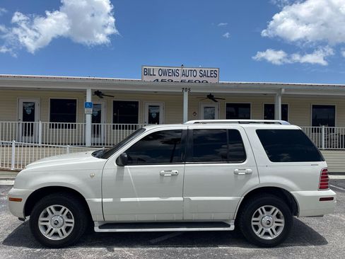 Used 2003 Mercury Mountaineer Convenience RWD image 2
