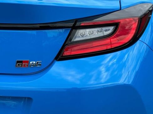 Used 2022 Toyota GR86 RWD image 27