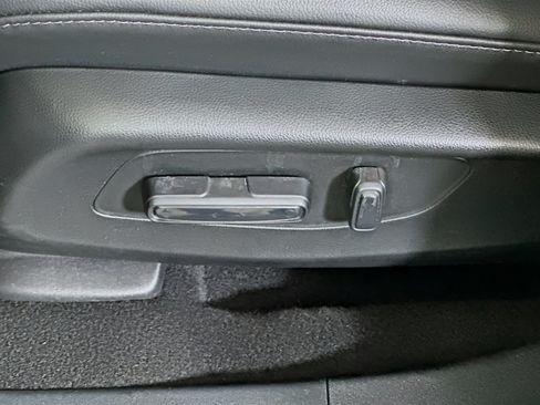 Used 2027 Honda HR-V EX-L image 13