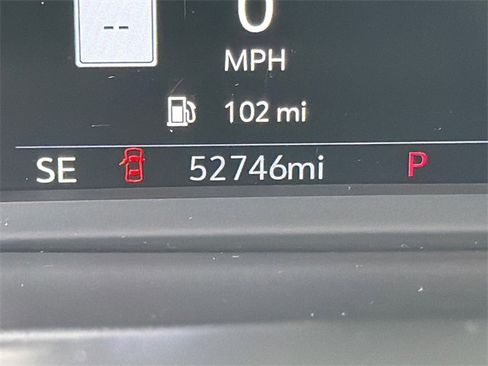 Used 2021 Chevrolet Tahoe High Country w/ Premium Package image 28