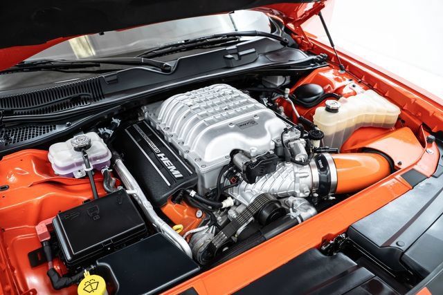 Used 2017 Dodge Challenger SRT Hellcat RWD image 38