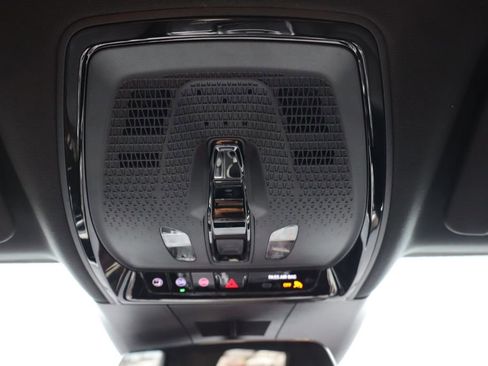 Used 2024 Cadillac Lyriq Sport RWD image 16