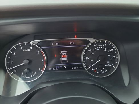 Used 2023 Nissan Rogue SL w/ SL Premium Package FWD image 32
