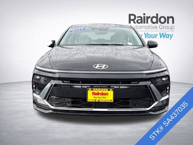 Used 2025 Hyundai Sonata SEL FWD image 2
