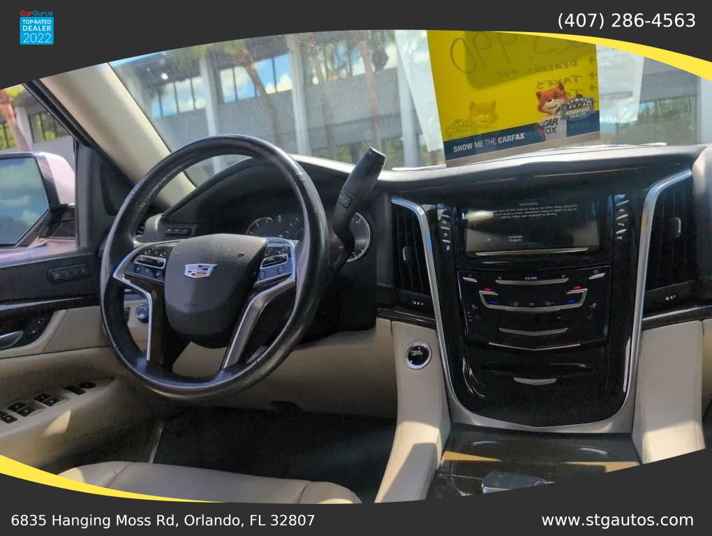 Used 2018 Cadillac Escalade Premium Luxury AWD/4WD image 19