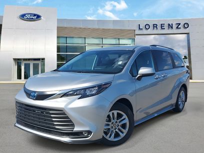 Used 2025 Toyota Sienna XLE w/ XLE Plus Package