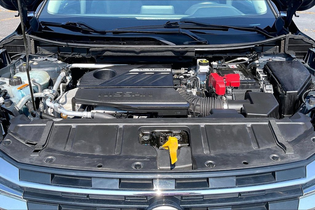 Used 2024 Nissan Rogue SV AWD/4WD image 30